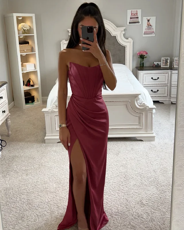 CORSET OFF SHOULDER SATIN GOWN